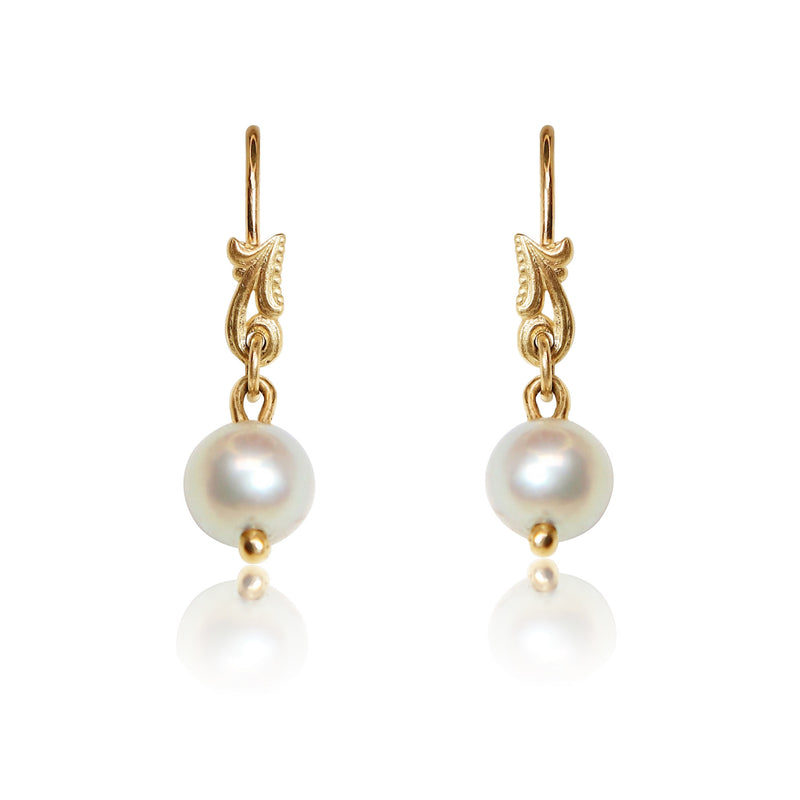 Hera Pearl Earrings