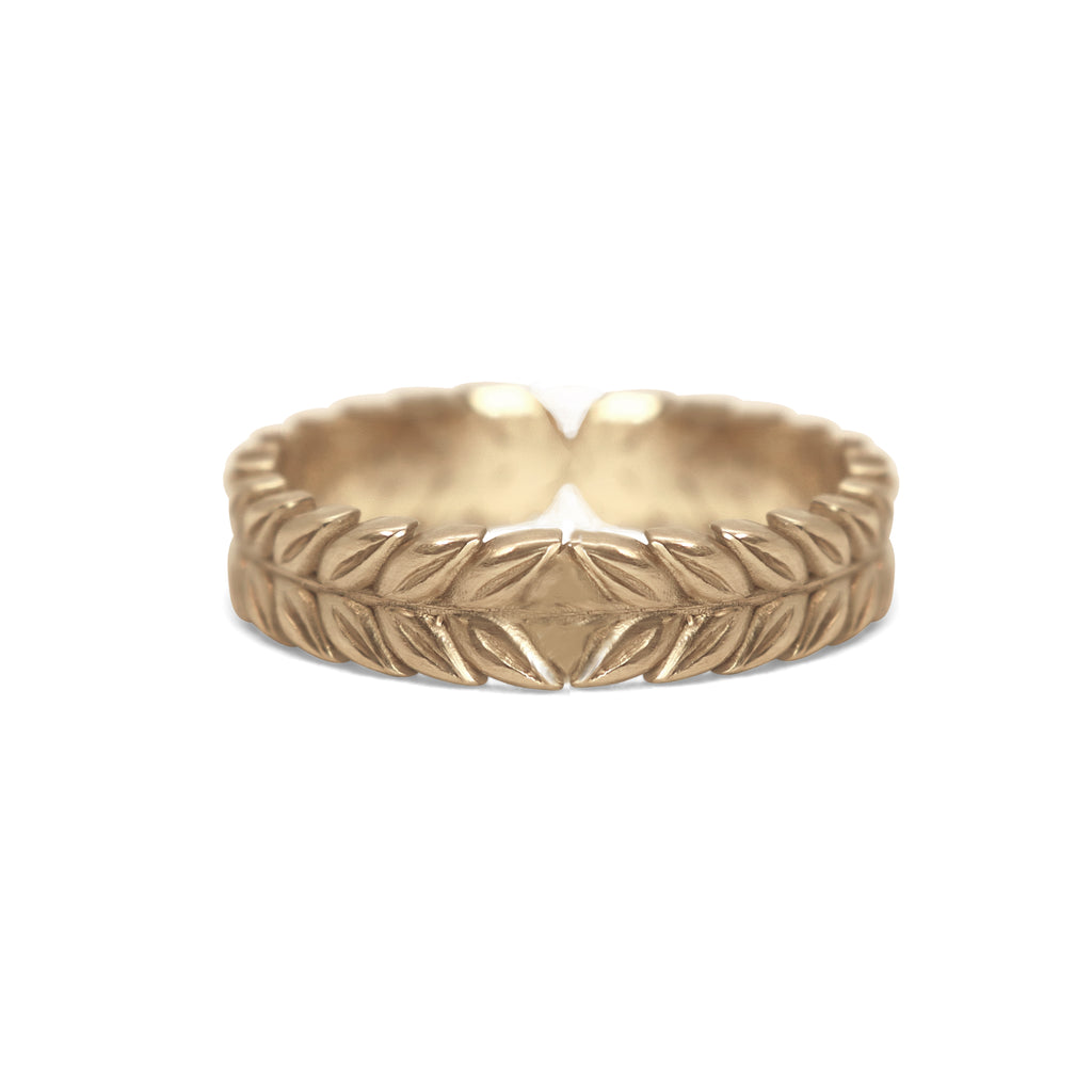 Wheat Leaf Wings Carved Gold Band