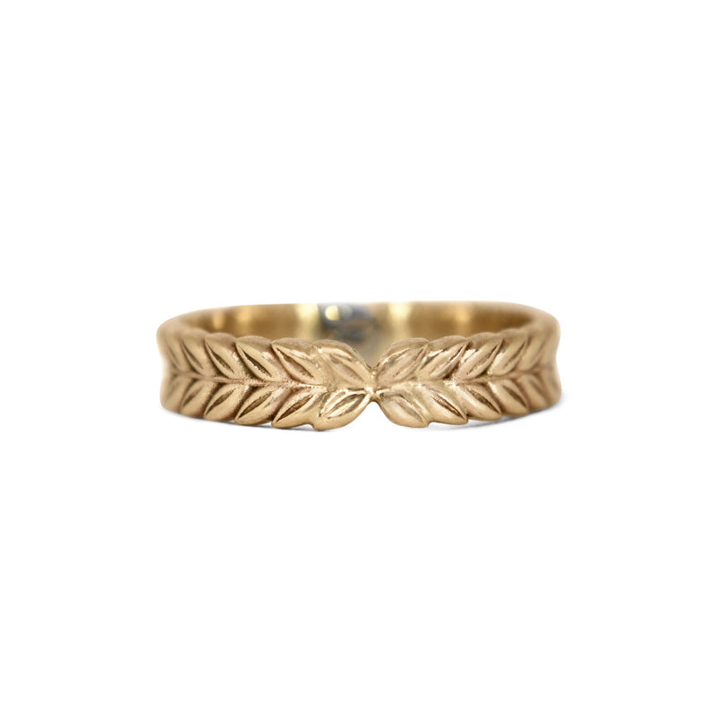 Wheat Leaf Wings Carved Gold Band