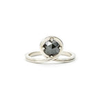 Passage Medium White Gold Black Diamond Ring Size 6