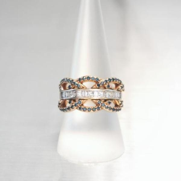 A Set of Blue diamond Crown Stacking Bands - LEL JEWELRY